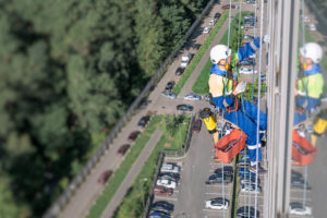 Sekurantenwartung Industrieklettern Fassadenreinigung